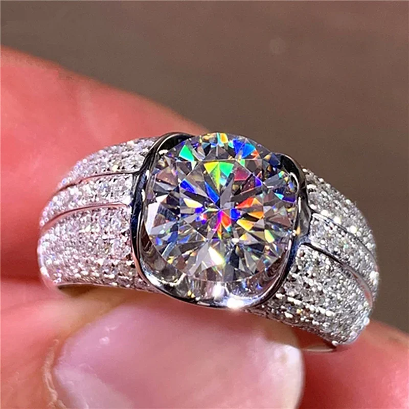 Luxurious Fashion Jewelry Wedding Rings for Women Elegant Bright Silver Color Inlaid with White Zircon Punk Engagement Ring