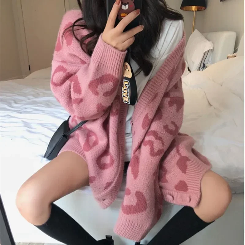 New Fashion V-neck Leopard Print Cardigan Long-sleeved Sweater Fashion New Knitted Single-breasted Jacket