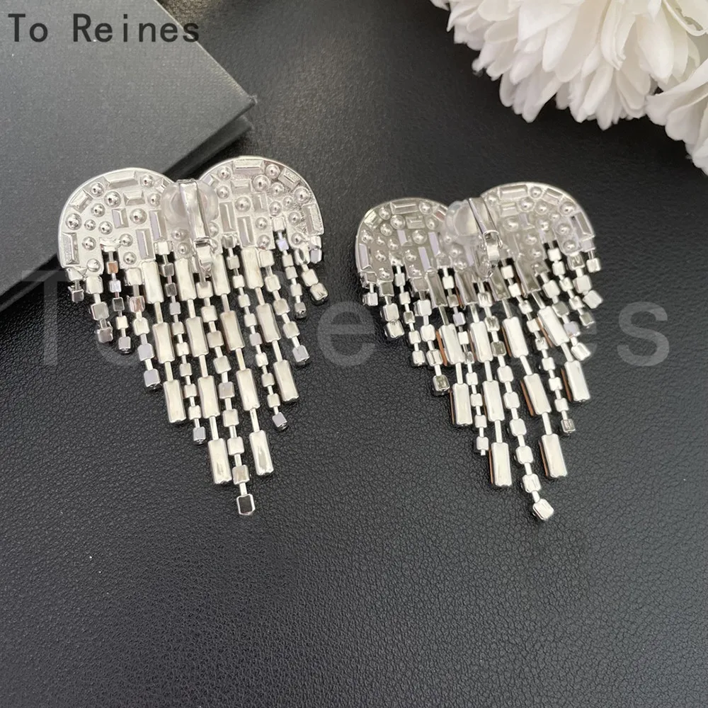 

To Reines Half Heart Shape Earrings For Women Silver Color Tassel Delicate Jewelry Temperament Eardrop Ladies Party Accessories