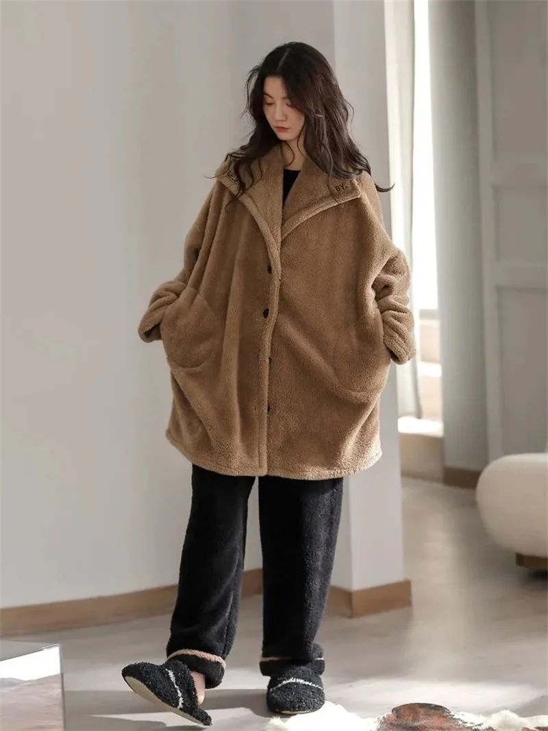 Coral Velvet Home Pajamas Are Comfortable Fashionable Loose Fitting Warm Thick Plush Women's 2023 Autumn/Winter Set Solid Color