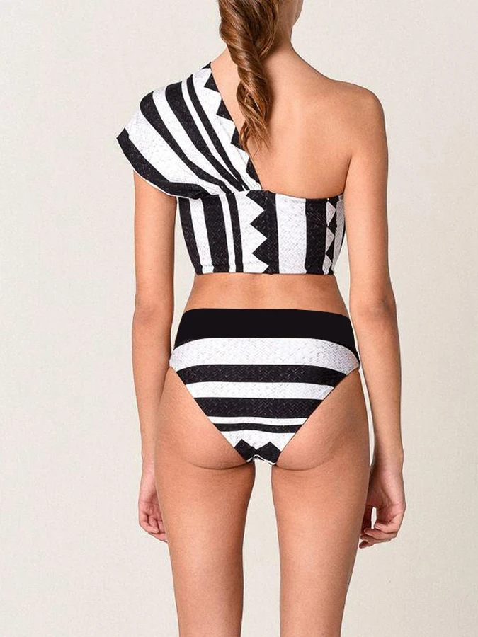 One Shoulder Striped Bikini  Fashion Beach Outfits Women Swimwear Summer Low Waist Swimsuit Vacation Sexy / New Beachwear 2023