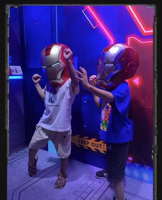 アイアンマンヘルメット LEDライト付き Amazon.co.jp: アイアンマン MK 5 ウェアラブル電子ヘルメット