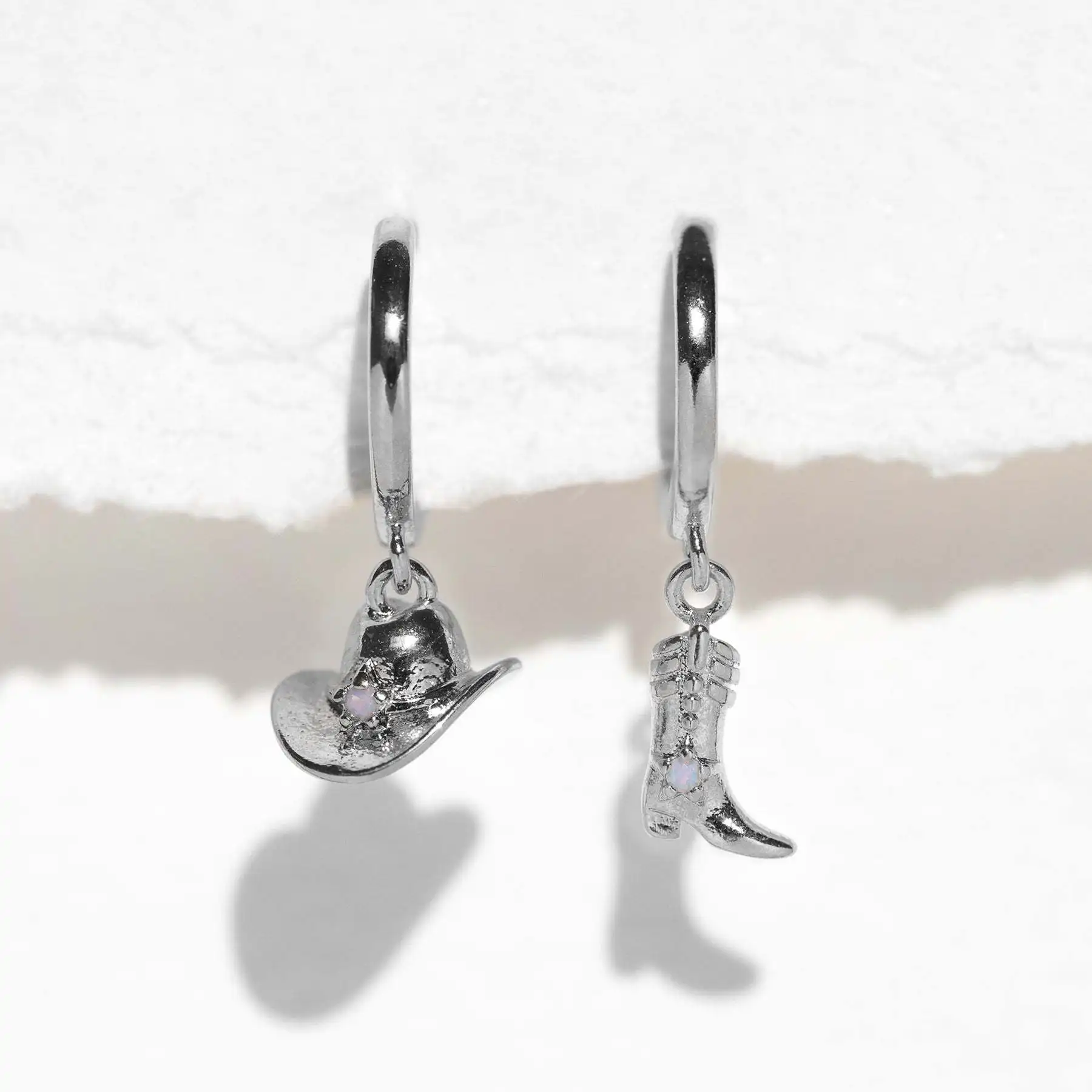 YEEVAA WILD WEST Cowboy Hat and Boots Hoop Earrings Women's Piercing Hypoallergenic Dangle Earrings Jewelry Christmas Gift 6