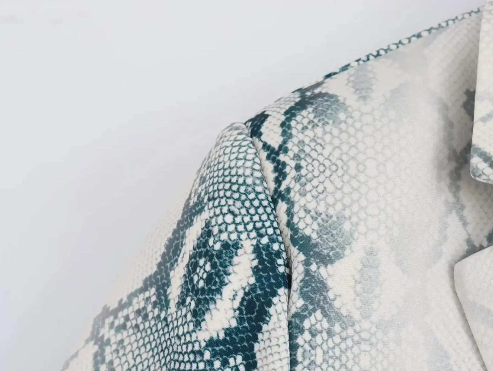 Autumn Free style Open Stitching Animal Snake Print BF Blazer Boyfriend Vintage Women Long Sleeve Suit Loose Female Coat