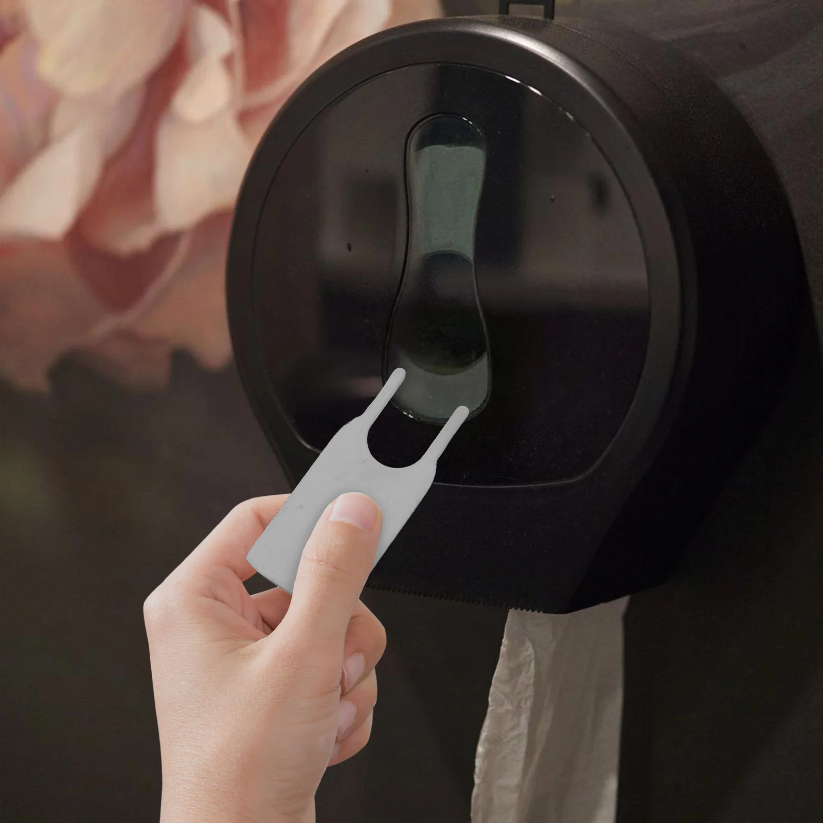 Replacement Commercial Dispenser Keys Toilet Paper Key Plastic Tissue Box Key Holder Bathroom Fixture Storage Solution Paper