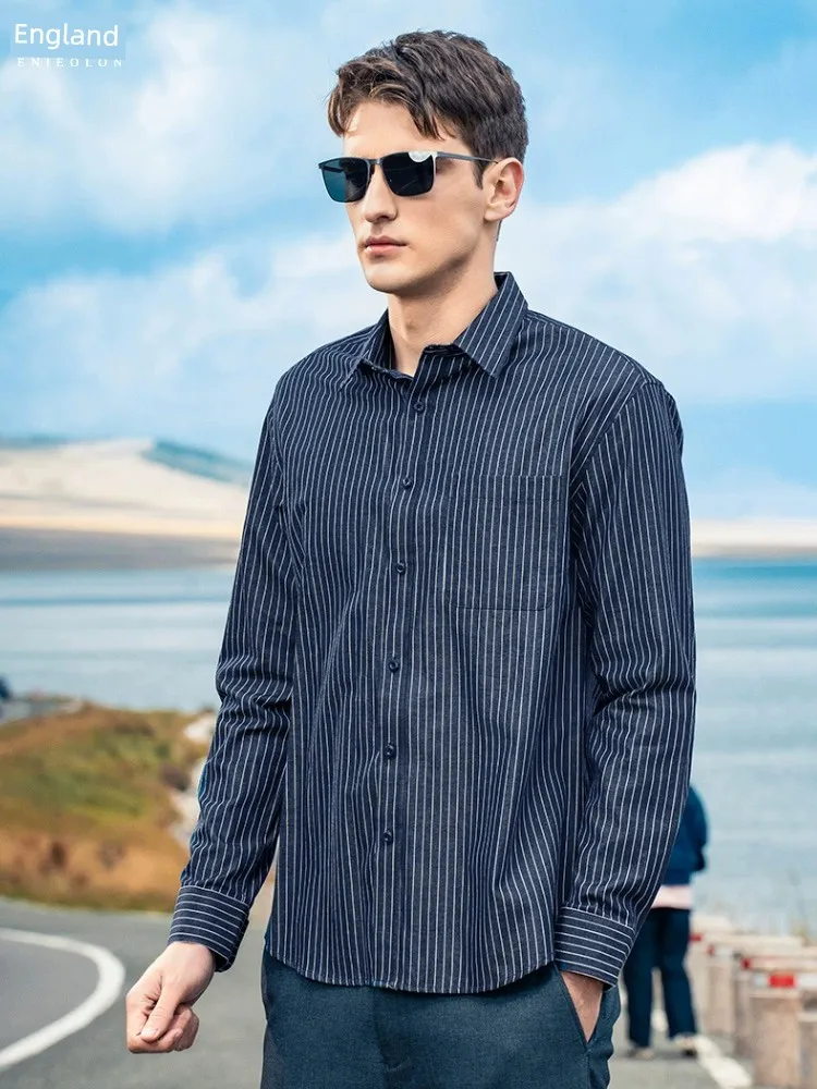 

Yingjue Renleisaier Casual Men's Long Sleeved Shirt