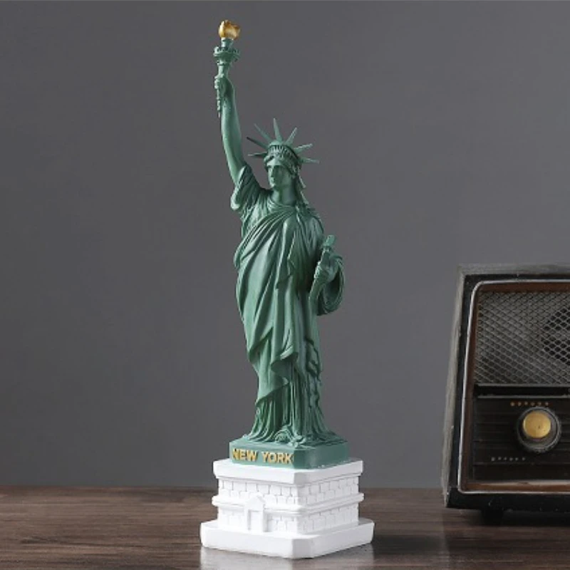 Statue of Liberty Model Office Desk Accessories Collectibles Travel Souvenirs New York Office Home Interior Decoration