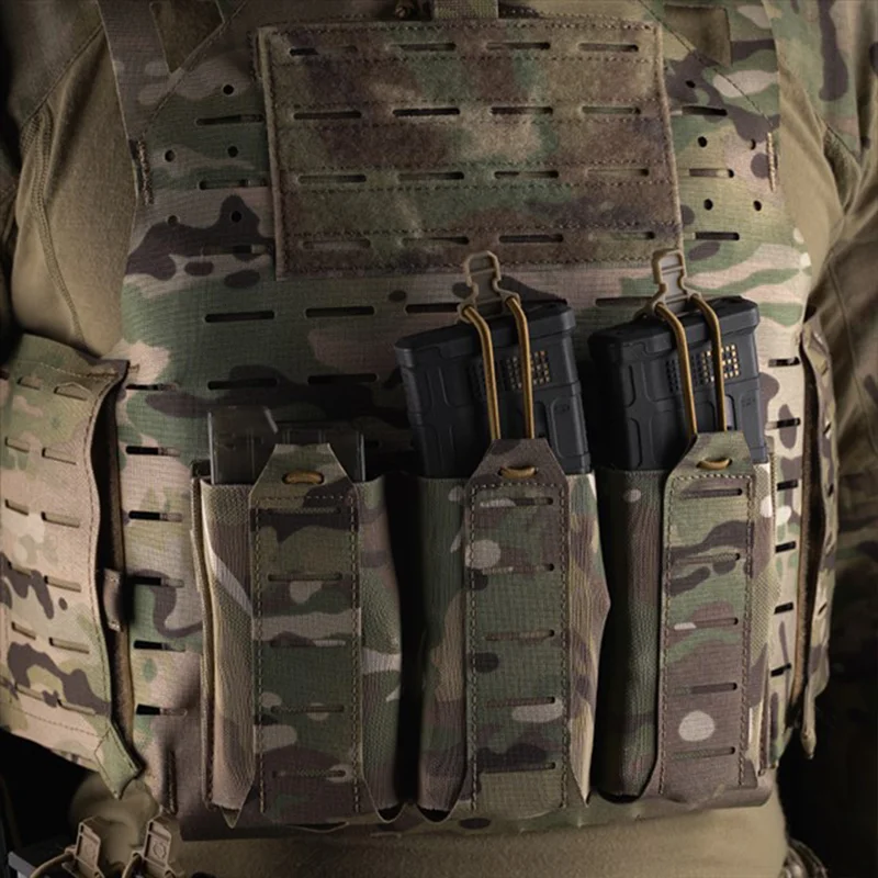 Triple Mag Pouch 5,56/7,62 mm, leicht, oben offen, elastisch, MOLLE-Halterung, Multi-Kaliber, Feldgebrauch, Jagdweste, Taillenausrüstung, Träger – Detail 1