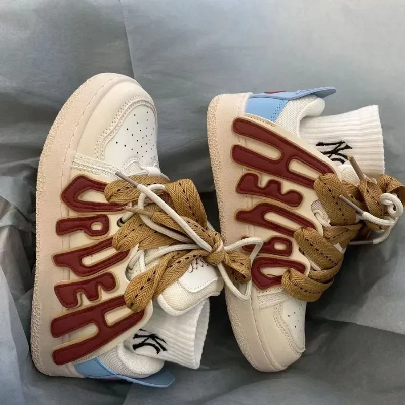 

Женские кроссовки на толстой подошве, повседневные спортивные туфли с надписью, обувь для скейтборда, 2024