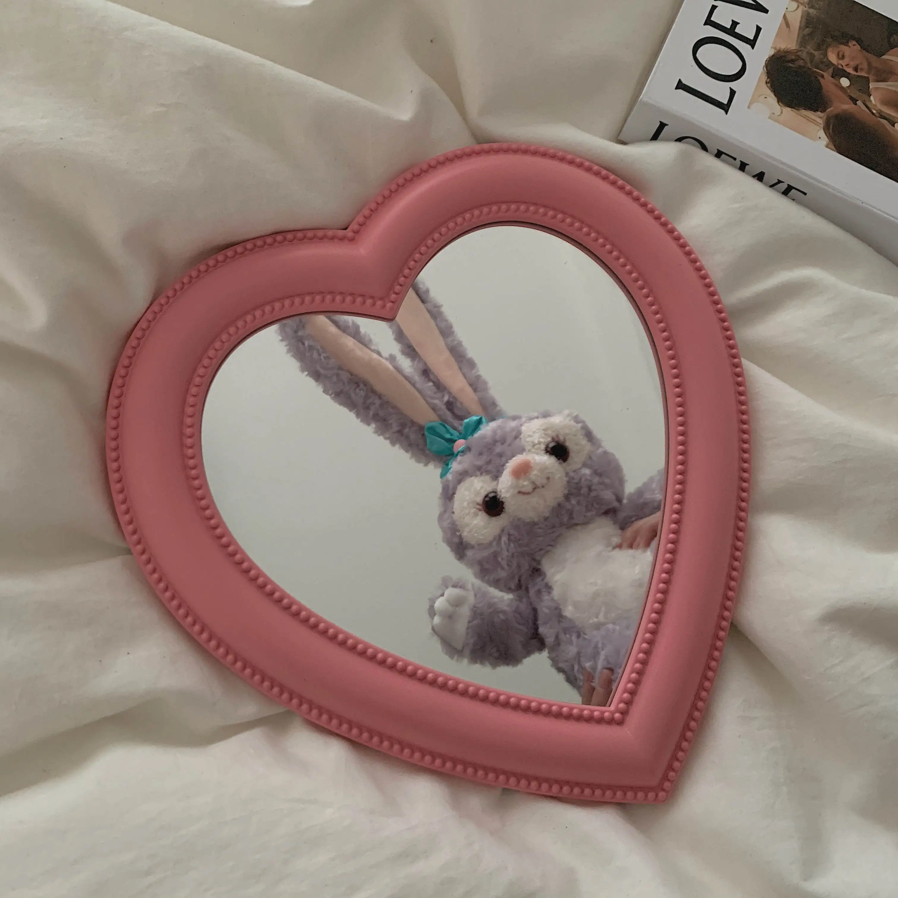 Ins Korean Love Heart Cosmetic Mirror Wall Hanging Dormitory Dressing Pink White Mirror Living Room Decorative Mirrors For Girls cosmetic mirrors