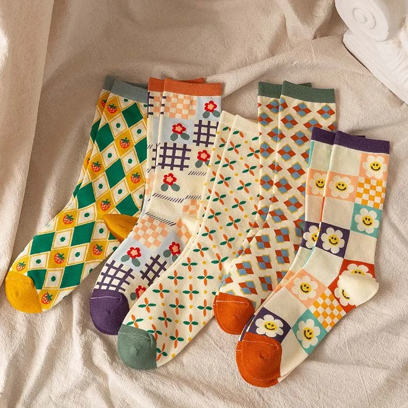 

Socks Floral Geometric Pattern Print Personalized Creative Ethnic Style Street Hip-hop Men Women Medium Tube Cotton Socks B120