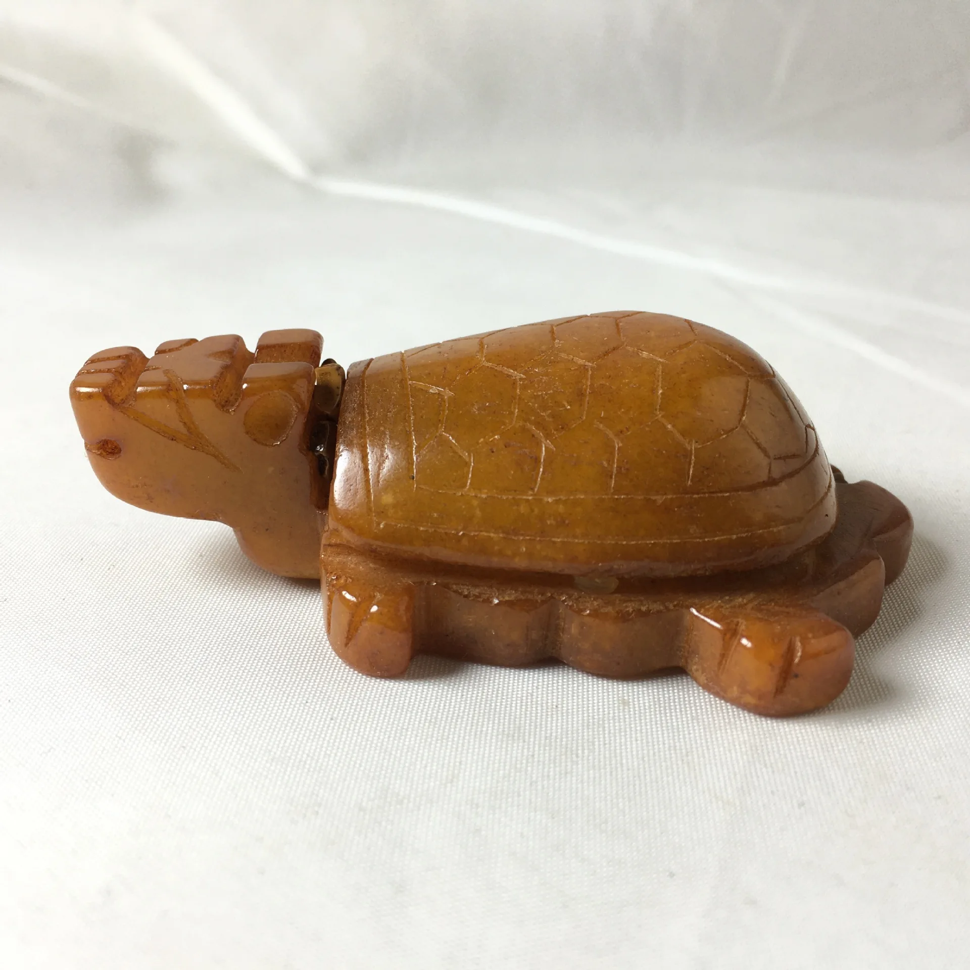 Antique collection vintage jade crafts vintage snowflake jade turtle dragon wrench belt buckle knick-knacks