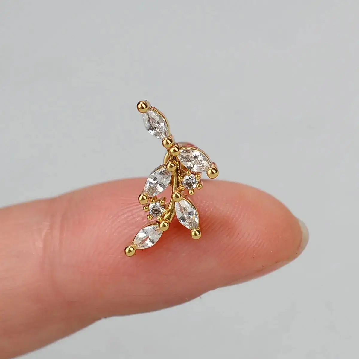 Stainless Steel Mini CZ Flower Cartilage Flat Back Screw Tiny Stud Earring 1Piece For Women Helix Tragus Piercing Body Jewelry