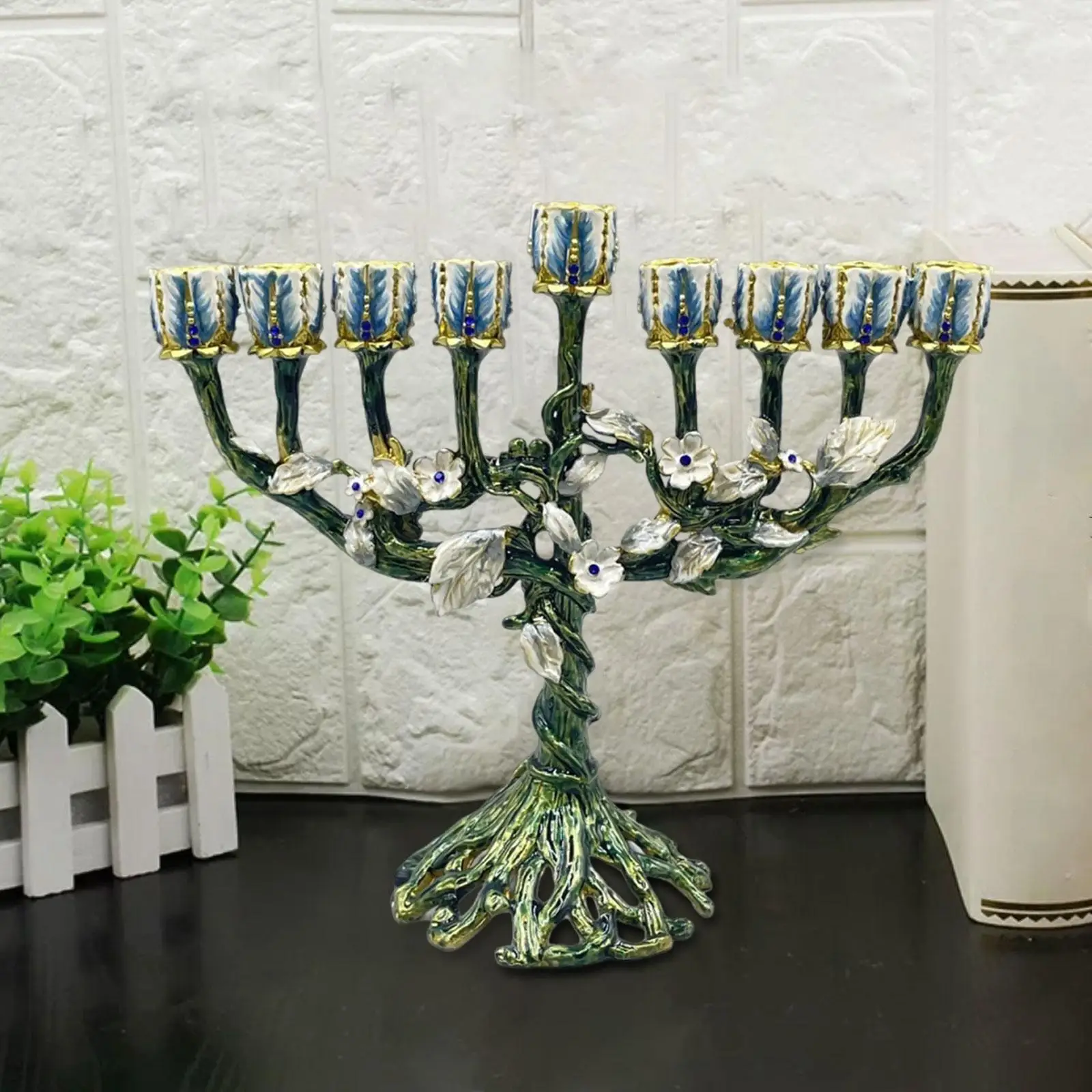 Traditional Menorah Photo Prop Zinc Alloy Christmas Hanukkah Candleholder for Farmhouse Dinner Livingroom Sideboard Anniversary Traditional Menorah Photo Prop Zinc Alloy Christmas Hanukkah Candleholder for Farmhouse Dinner Livingroom Sideboard Anniversary