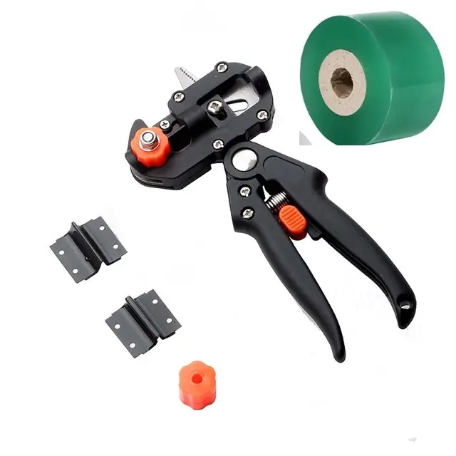 2Roll with Scissors