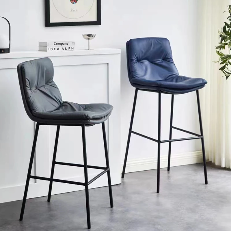 Рисунок 3 - Металлическое кожаное барное кресло