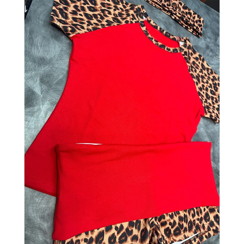 Y2k Sexy Trendy fashion American retro hot girl style leopard print contrasting suit slim fit short sleeved shorts two-piece set 3