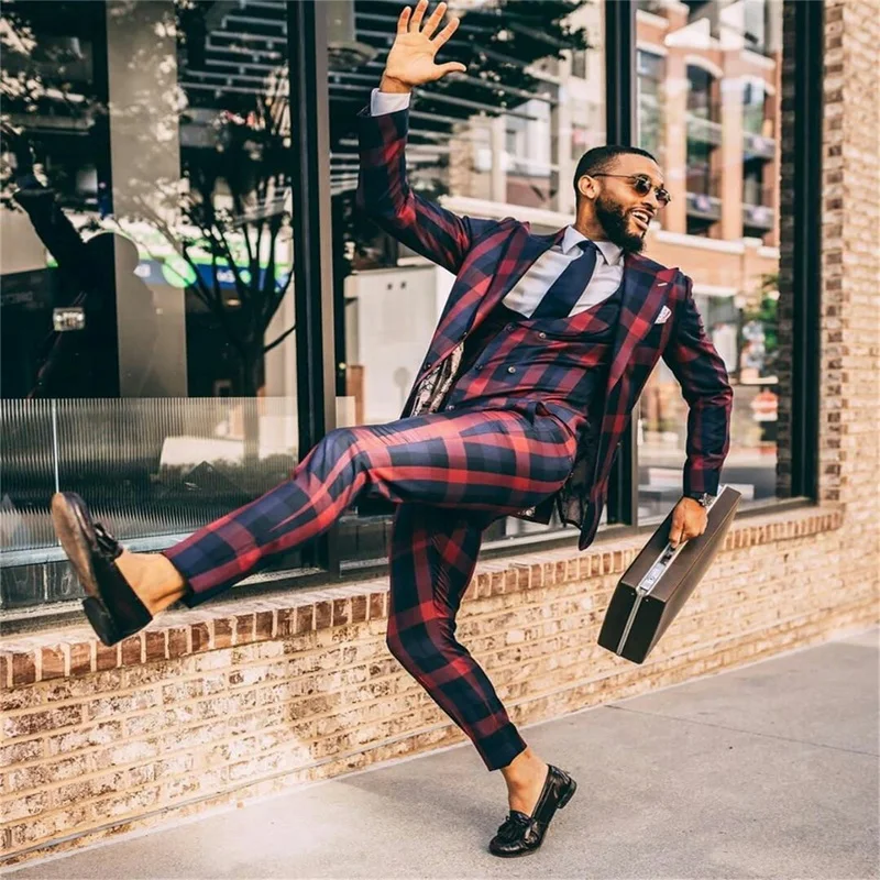 

Modern Designer 3 Piece Men Suits British Plaid Casual Custom Made Fit Party PromPantsuits Formal Blazer+Pant+Vest Streetwear