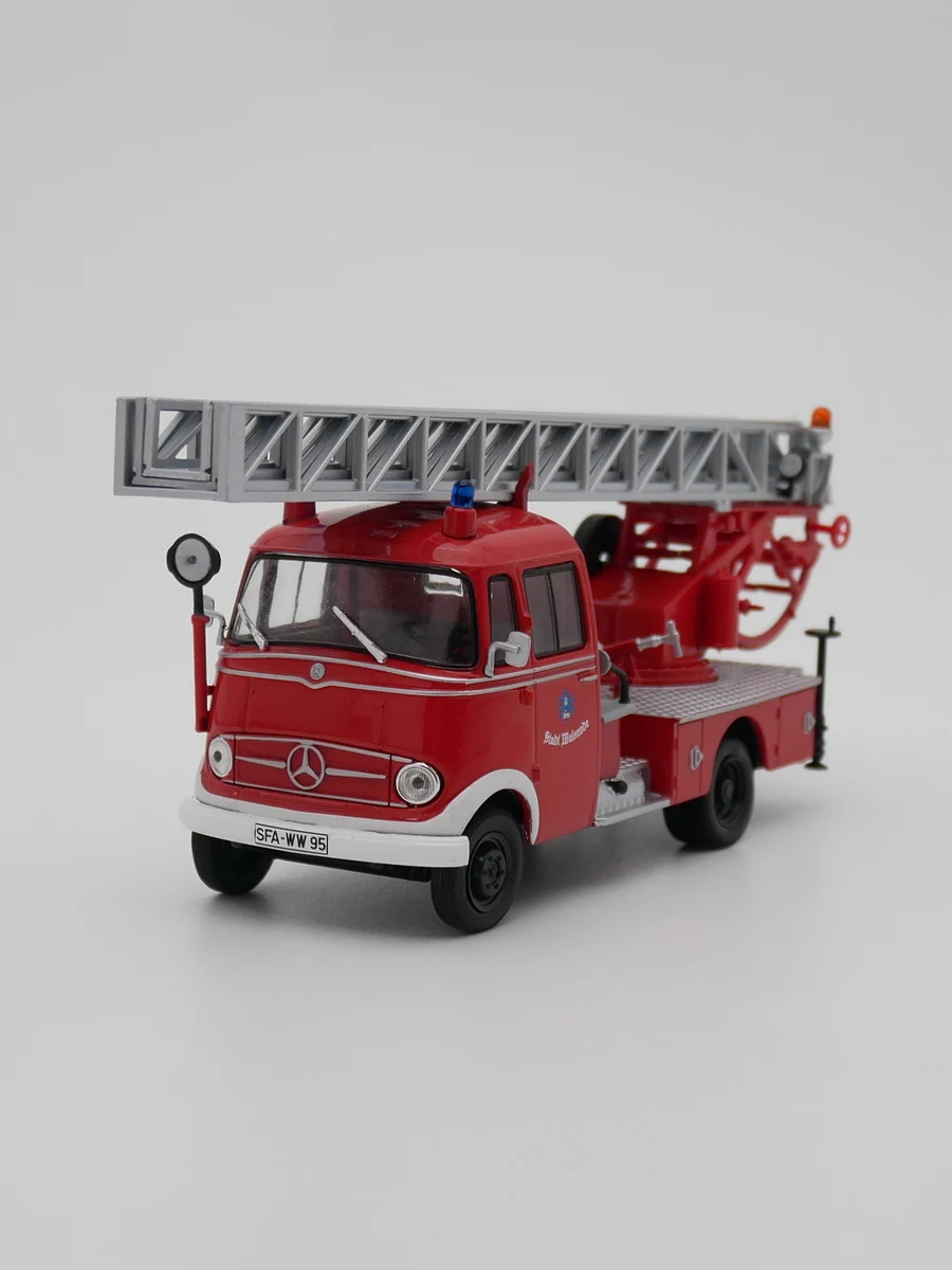 

Ixo 1:43 грузовик пожарный Двигатель Mercedes-benz 560K литая модель автомобиля металлическая Игрушечная машина