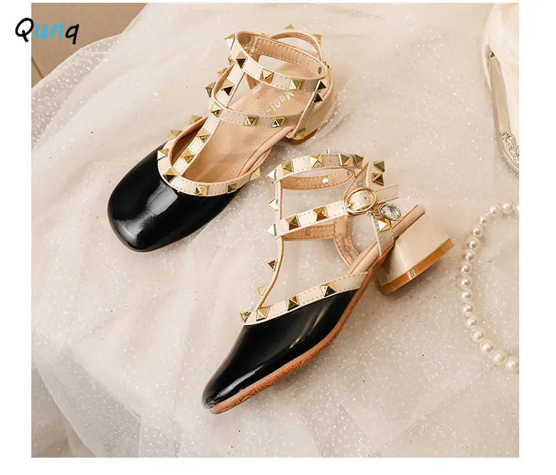 Qunq 2023 صيف جديد بنات جميل الروماني صندل برشام ت...