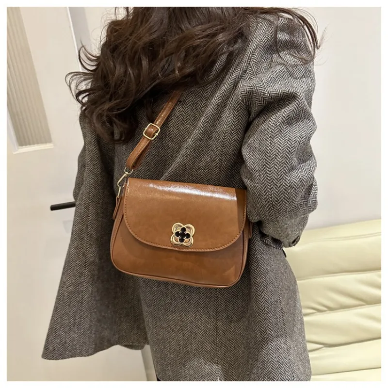 Рисунок 2 - Сумка через плечо для женщин с новой текстурой