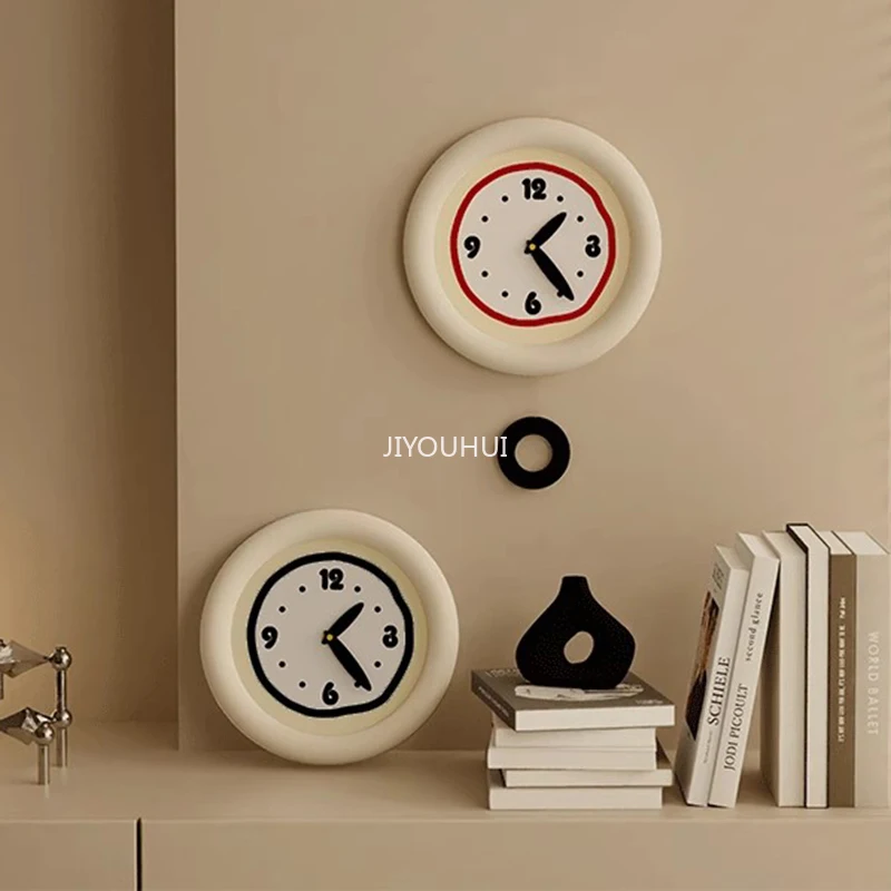 

Small Kawaii Unique Wall Clock Minimalist Kids Room Classic Cute Wall Clock Designer Girls Reloj Digital Pared Room Decorarion