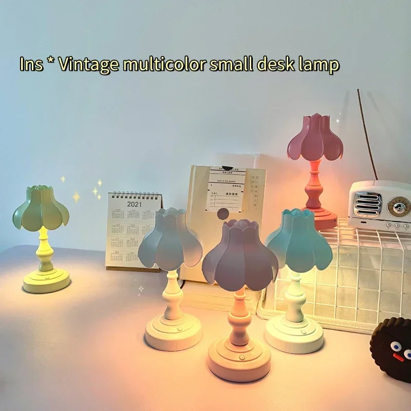

Creative Retro Lotus Leaf Lampshade Desktop Night Light Home Retro Decoration Lamp Mini USB Charging Table Lamp Reading Lamp