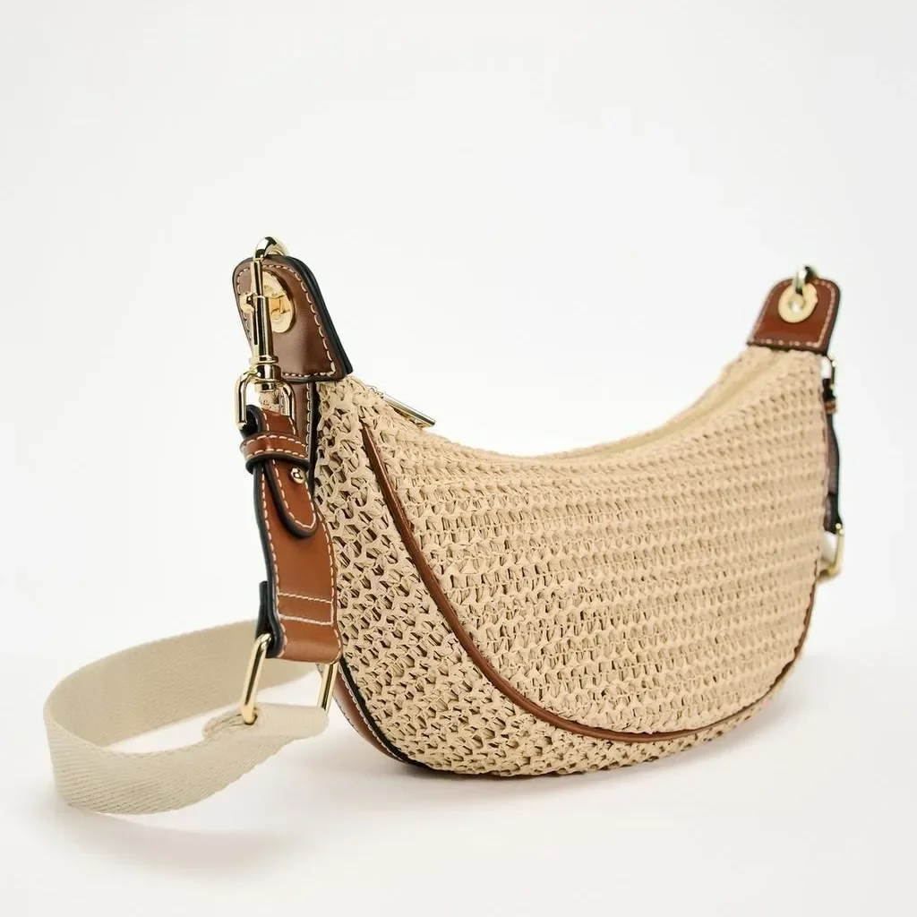 Gewebte Handtasche aus weichem Stroh