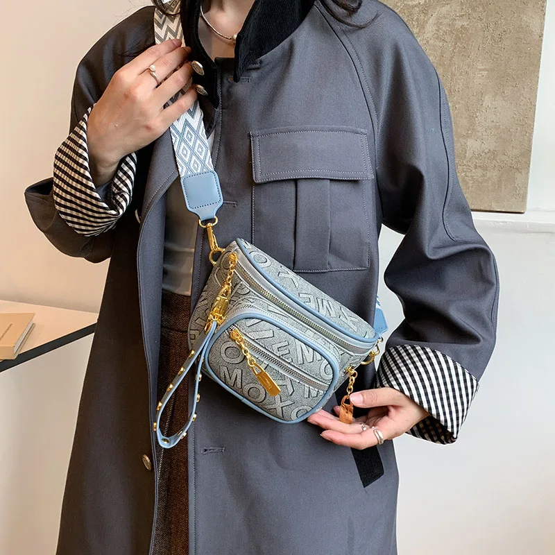 Women's Sling Bag - Oxford Crossbody Fanny Pack, Denim Canvas With Chain Strap, Multi-Pocket Chest Bag (Multicolor)