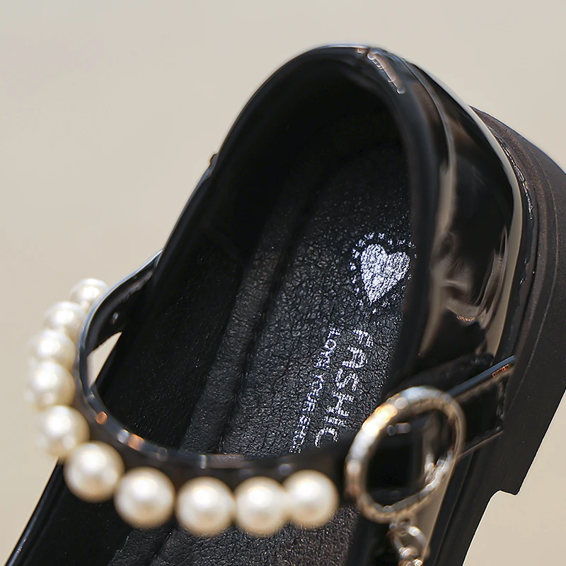 Sweet Children Princess Shoes Elegant Love Crown Bowknot Kids Leather Shoe Fashion Chic Girls Pearl Single Shoes Mary Janes