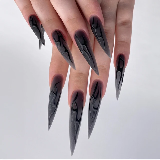 The Best Black Nails Designs To Screenshot Now