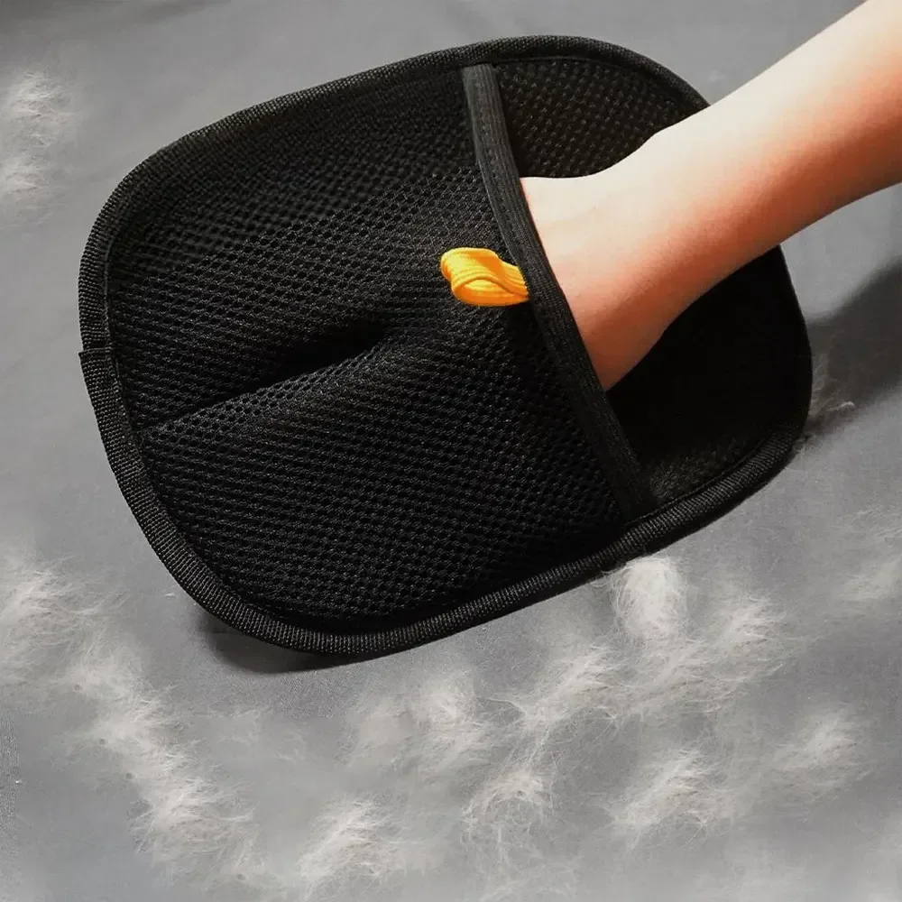 Grooming Gloves for Pets – de-shedding & massage glove