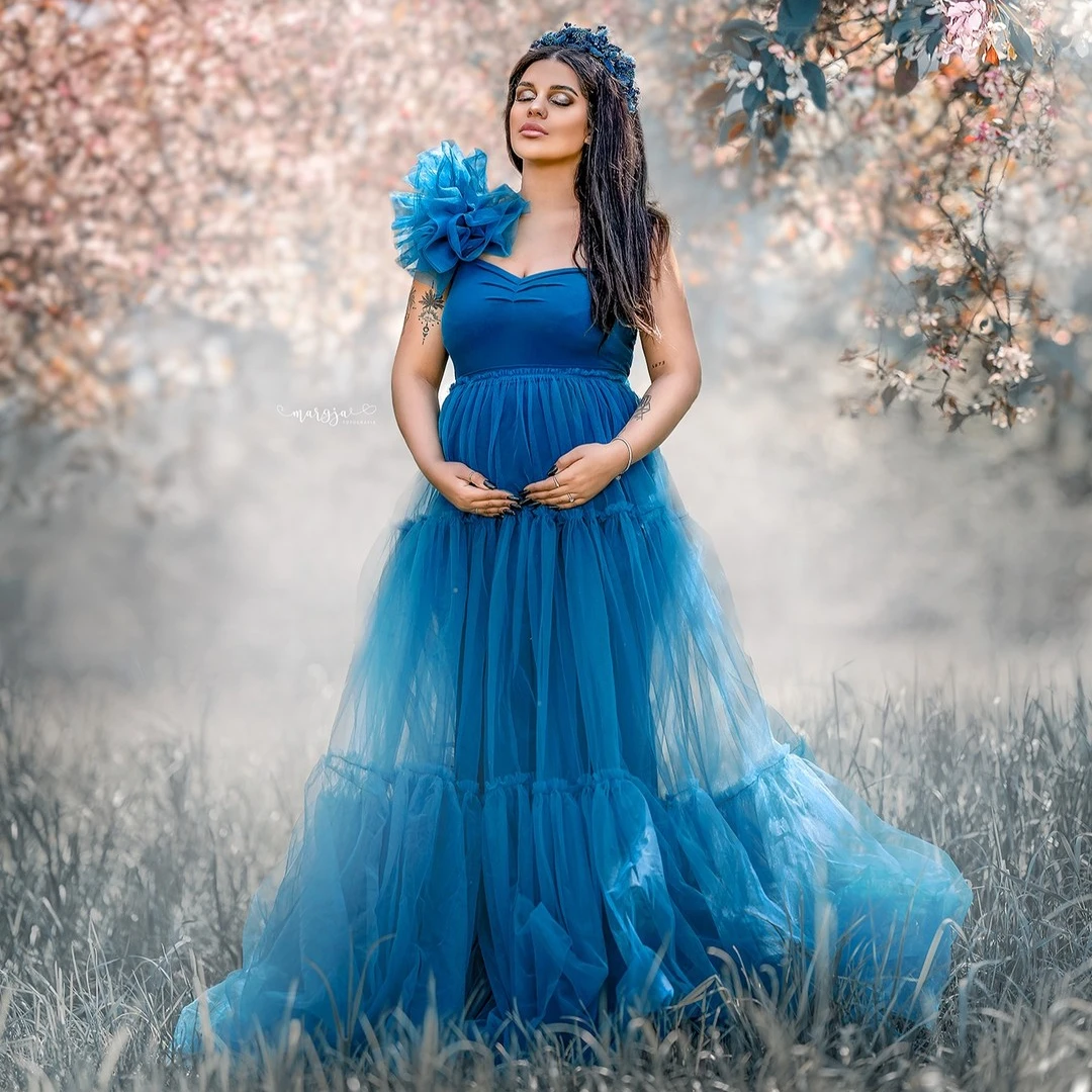 Fluffy Blue A Line Maternity Robes for Photo Shoot Tulle Sleeveless Pregnant Women Dresses Sexy Floor Length Baby Shower Gowns