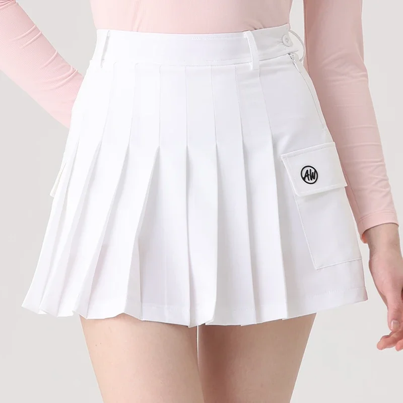 white pleated skirt