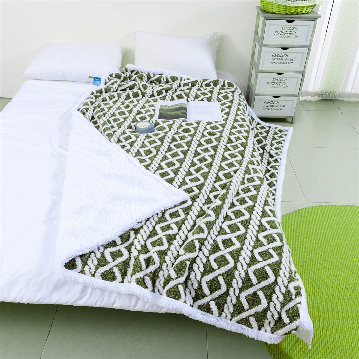 

Winter Double-layer Thickened Jacquard Lamb Blanket Comfortable Warm Office Nap Blanket Nordic Simple Plaid Sofa Shawl Blanket
