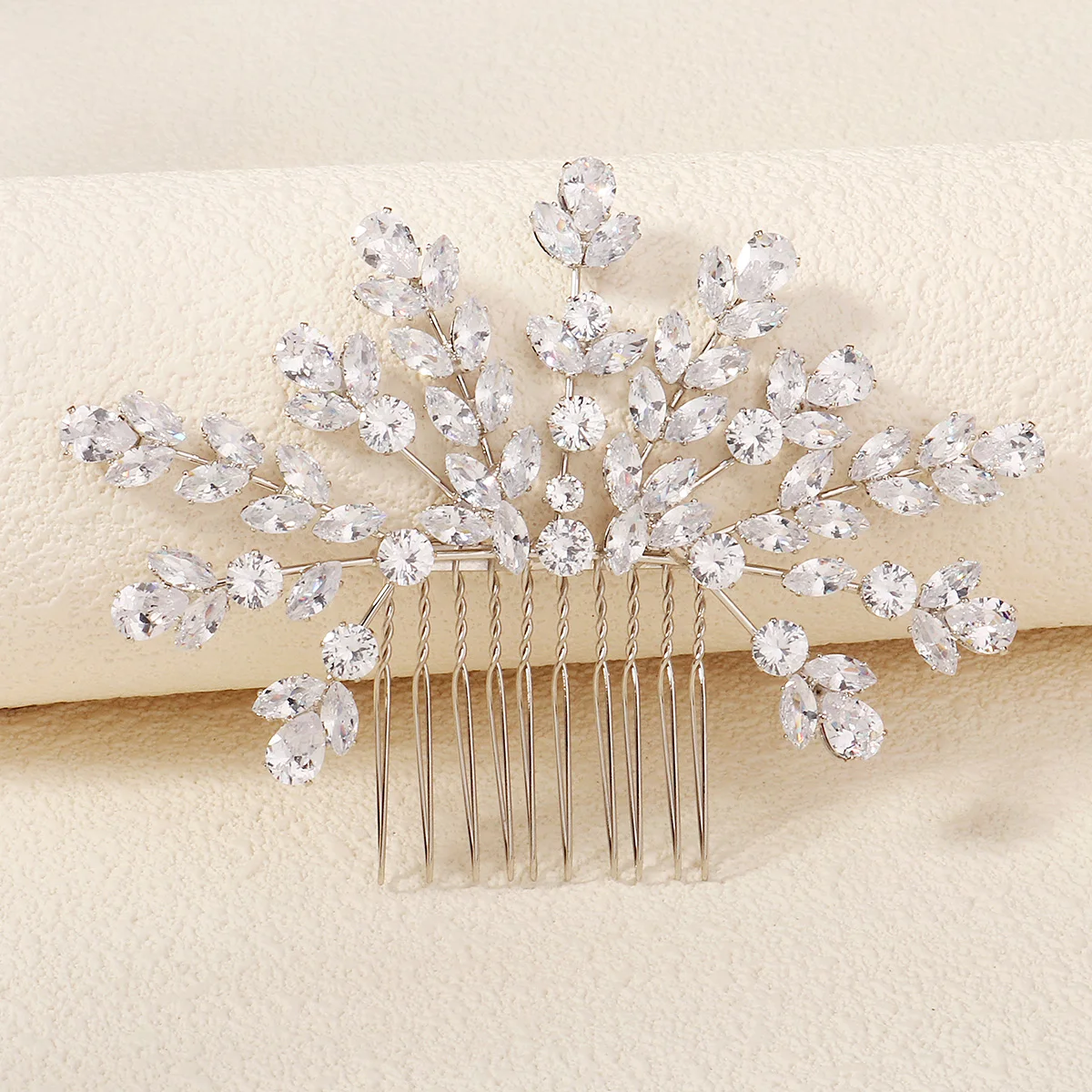 مشط شعر زركونيا فاخر للنساء ، مشط إدراج حجر الراين الفضي ، مشابك حفلة الأميرة ، إكسسوارات غطاء الرأس