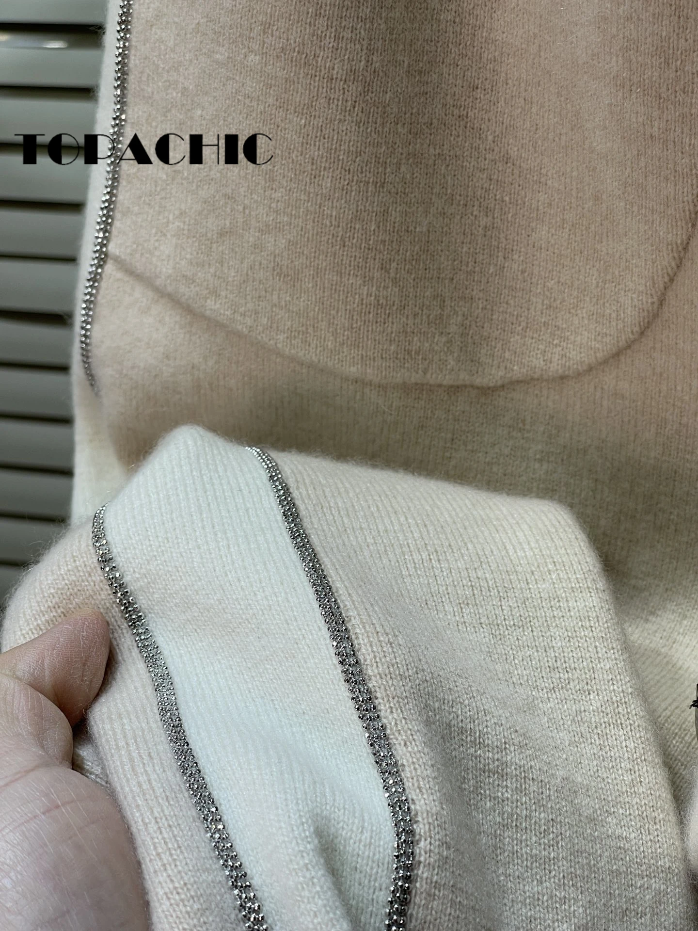 Рисунок 6 - Женский комплект из 2 предметов TOPACHIC