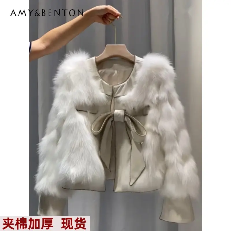 

Women's Winter New Fashion Fur Wool Coat Bow Rhinestone Fur Integrated Thickened Short Round Neck Top Ladies Elegant Wool Coats