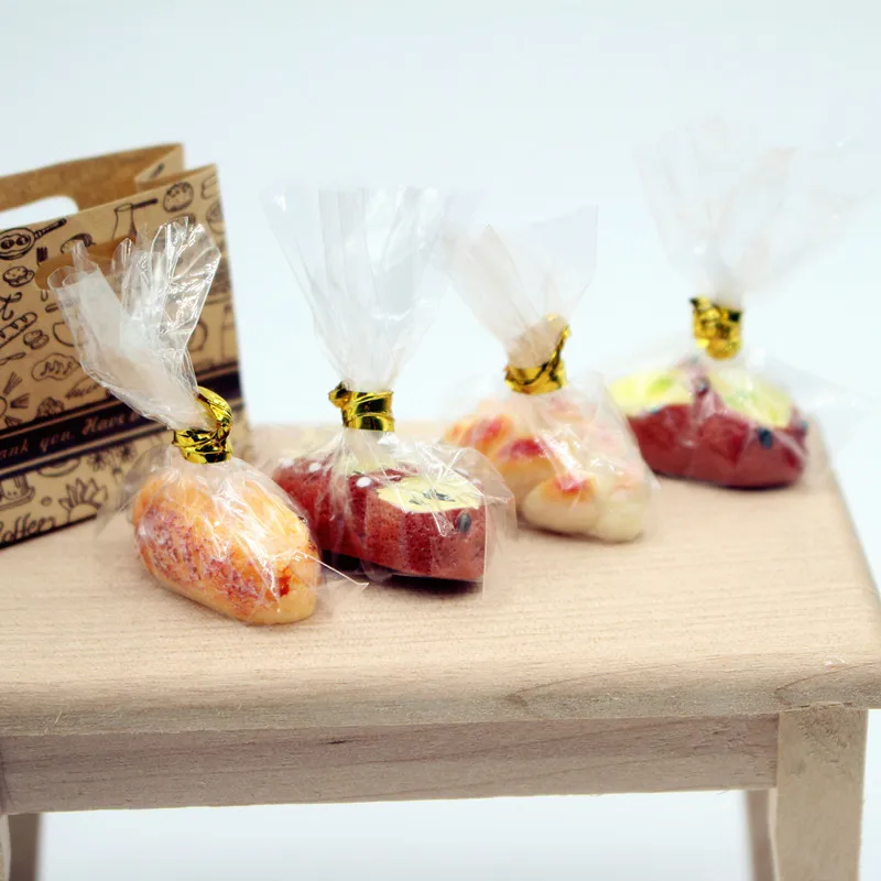 1/6 Simulation Miniature Food Model Toys Mini Bread With Baking Bag Doll House Accessorie For BarBie Blyth BJD Kids Pretend Play 2