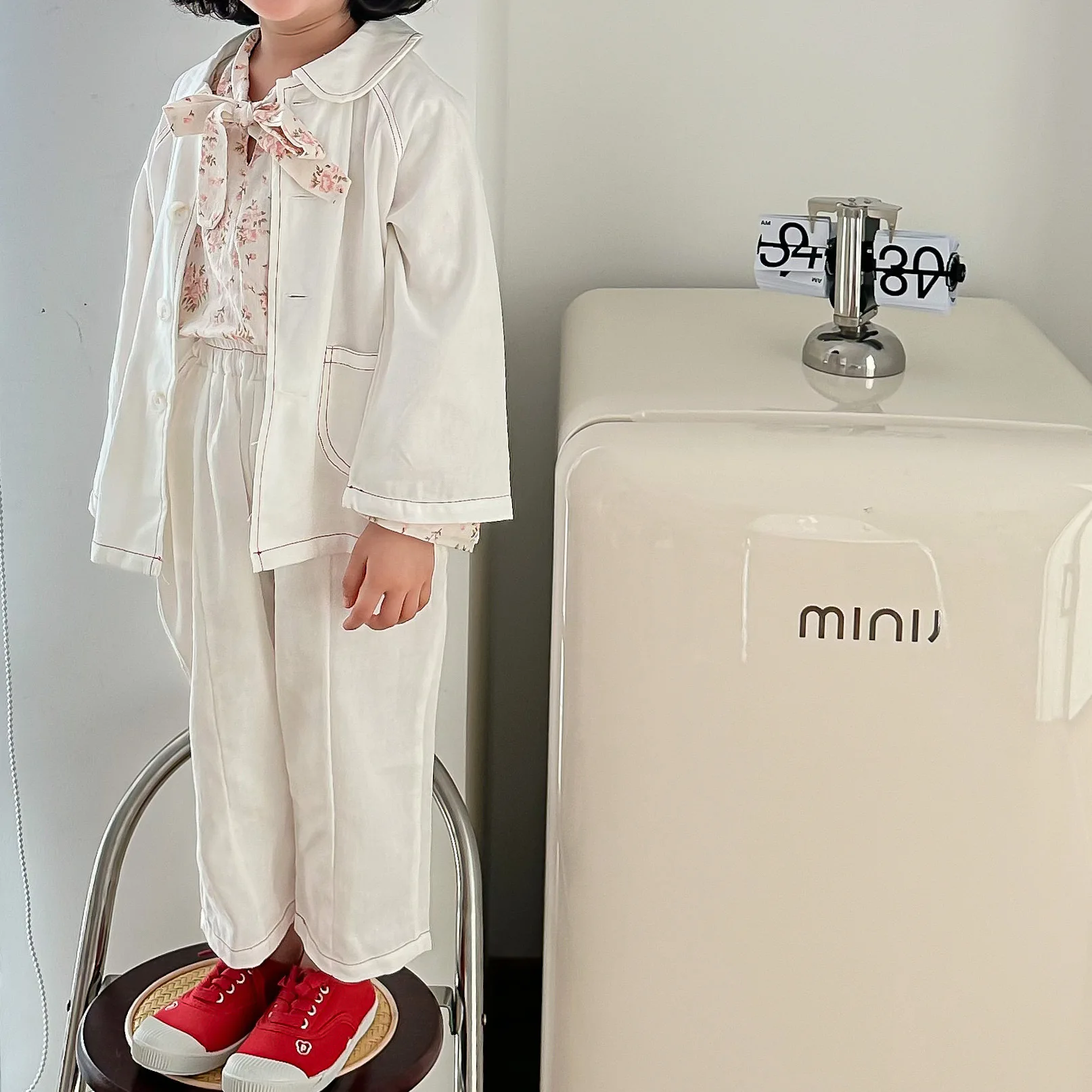 

2023 Children's Clothing Spring Korean Style Boys and Girls Long Sleeve Cotton Yarn Coat Trousers Suit Two-Piece Set