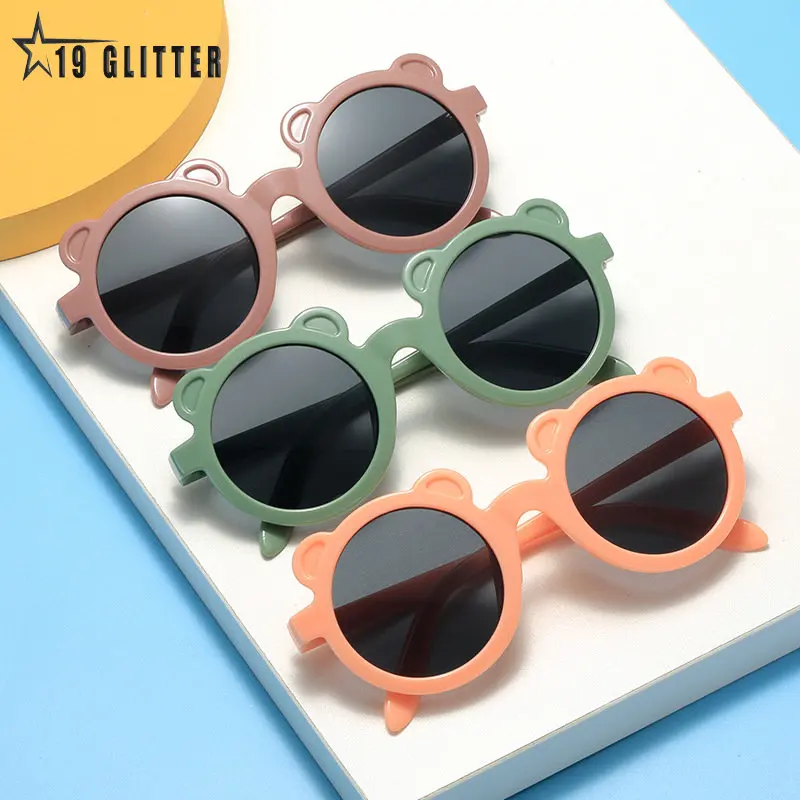 

2024 модные круглые детские солнцезащитные очки, классические милые детские солнцезащитные очки для девочек и мальчиков, защитные очки UV400, детские солнцезащитные очки