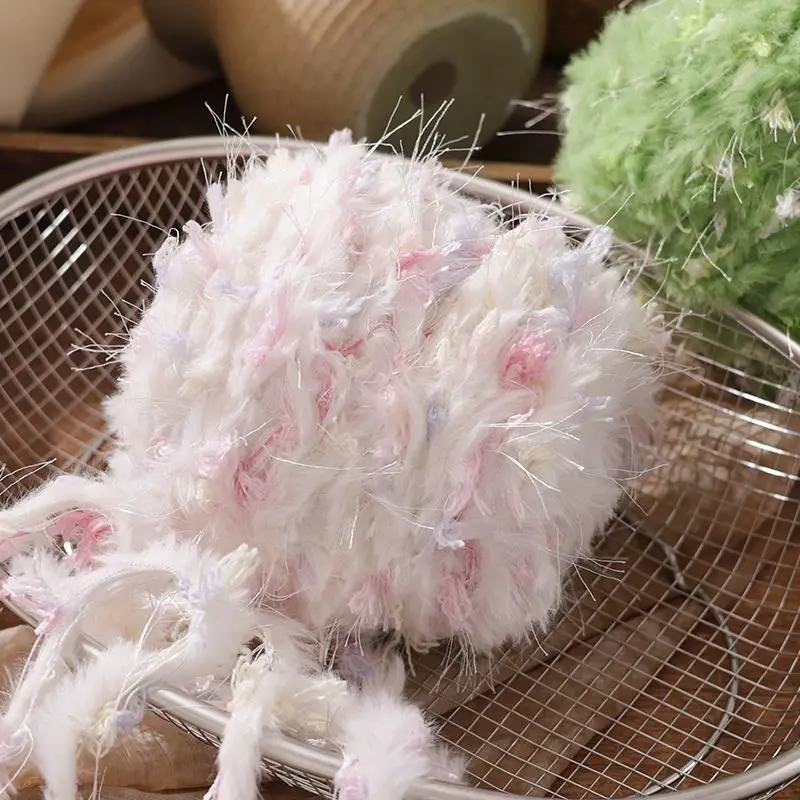 1PCS 혼합 색상 50g/롤 뜨개질을 한 모조 모피 원사 부드럽고 따뜻하며 수공예품에 적합 뜨개질 스카프 플러시 장난감 모자
