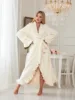Peignoir Long et chaud pour femmes, vêtements de maison, automne et hiver, velours de corail épais, décontracté, doux, solide, à lacets, vêtements de détente, 2025