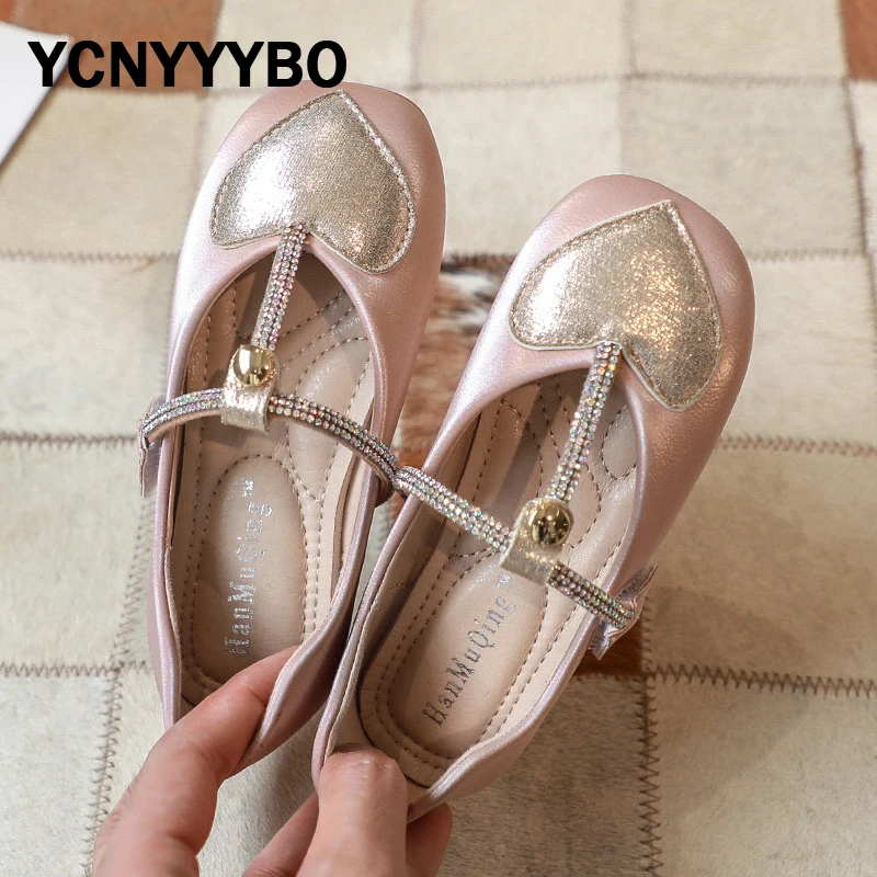 

New Kids Princess Shoes Baby Girls Brand Ballet Flats Children Heart Rhinestone Shoes Toddler Dress Shoes Mary Jane For Autumn