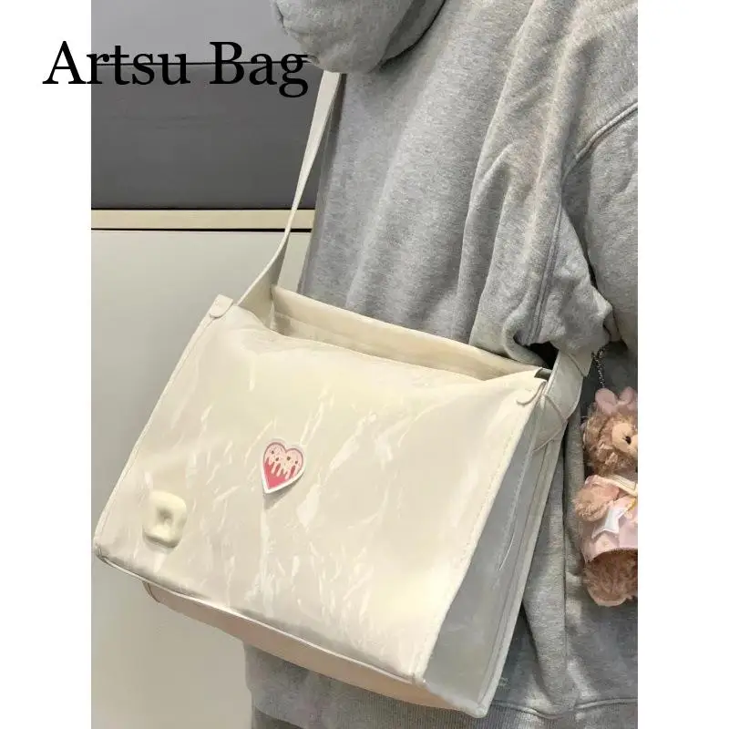 2024 New Fashion Large Capacity School and Class Underarm Bag Trendy Versatile Commuting Tote Bag for Female