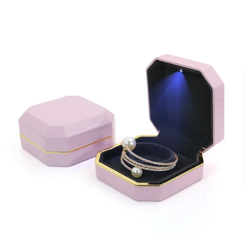Engaged Deluxe LED Ring Box Velvet Jewelry Gift Display Storage Jewelry Packaging Case