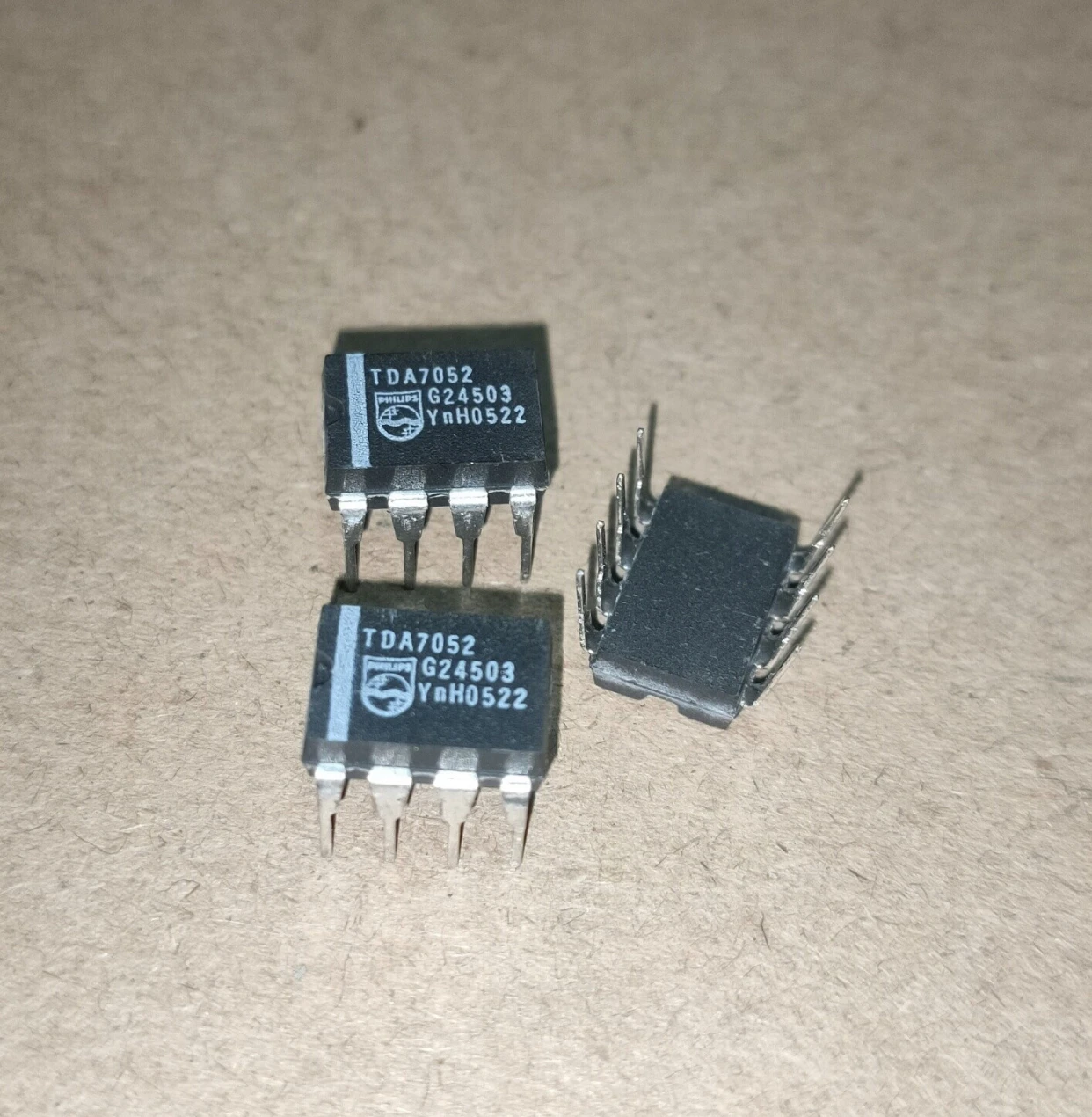 New original imported TDA7052AT TDA7052A SMD SOP-8 audio power amplifier /1pcs 1 pair 12 pairs lots original imported genuine kec ktb688 ktd718 b688 d718 audio amplifier pair tube transistor