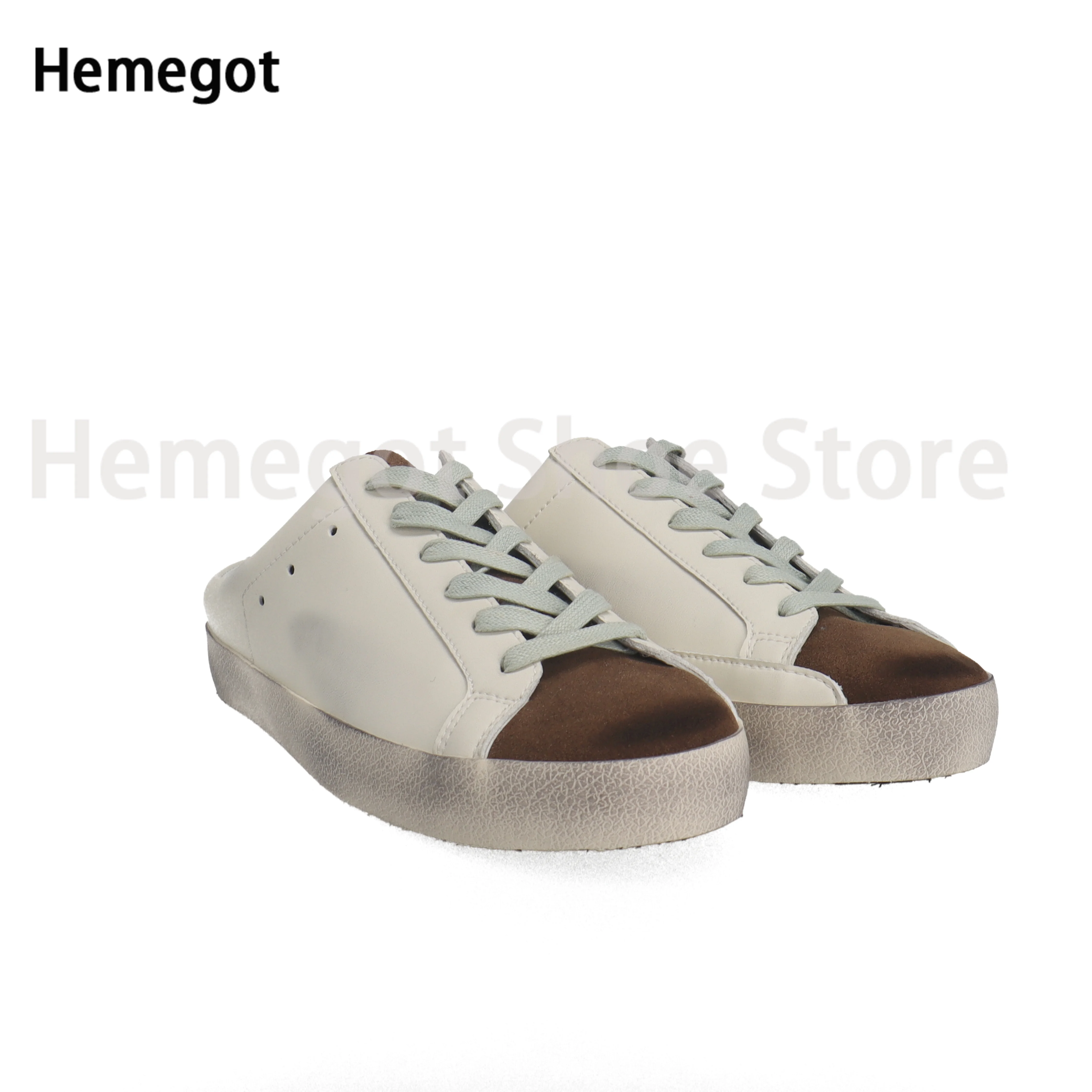 Рисунок 2 - Мужские кроссовки на шнуровке