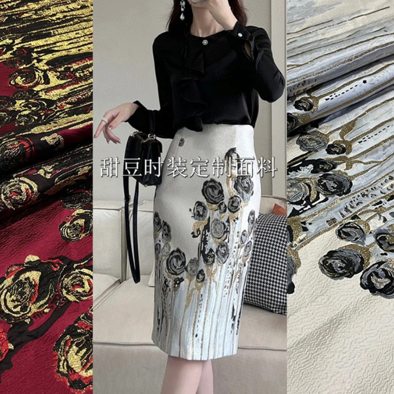 

Gold Silk Yarn-dyed Jacquard Fabric Rose Dress Trench Coat Fashion Design for Diy Sewing Wholesale Material Cloth by the Meter