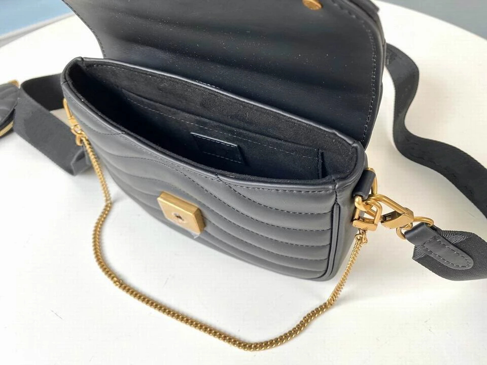 Wholesale Luxury Famous Brand Leather handbag cowhide bag hardware